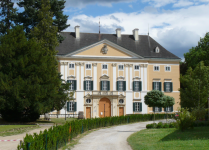 Schloss Frohsdorf und Feuerwehrmuseum (Frohsdorf)